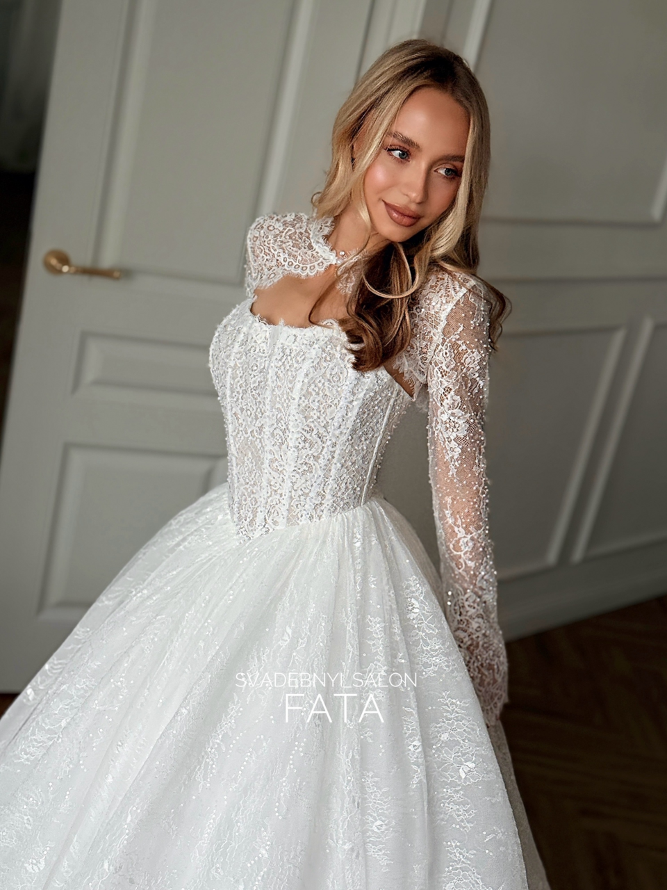 Шарлотта болеро