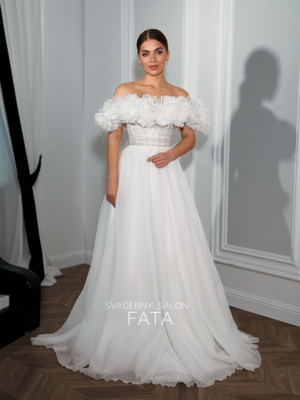 Органза с цветочным &quot;облаком&quot;. Диана