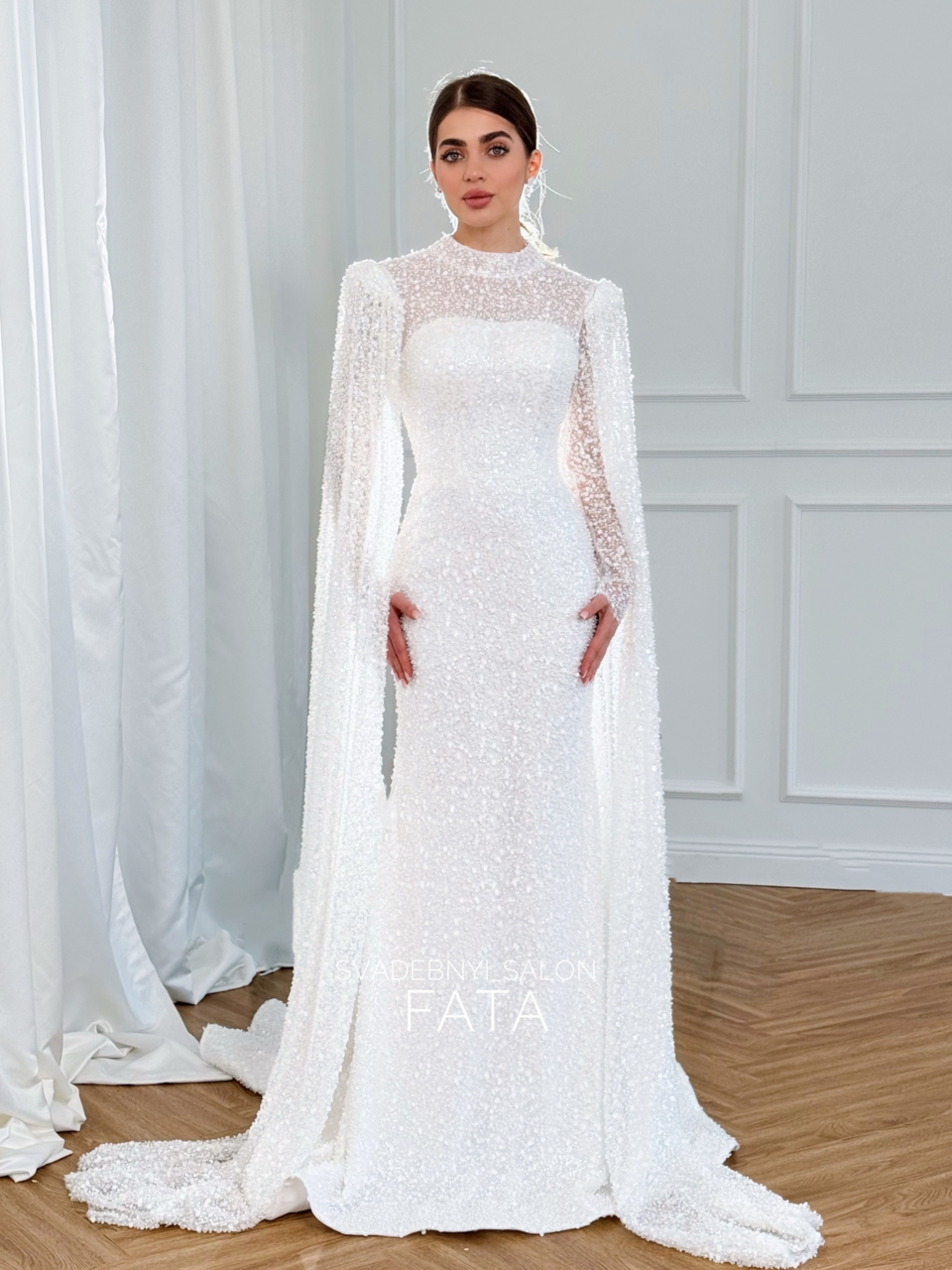 Паетки и кейпы