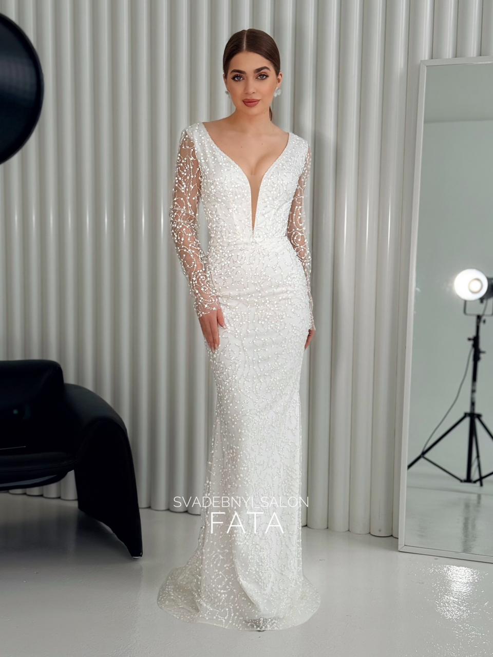 Силуэтное. Лилия