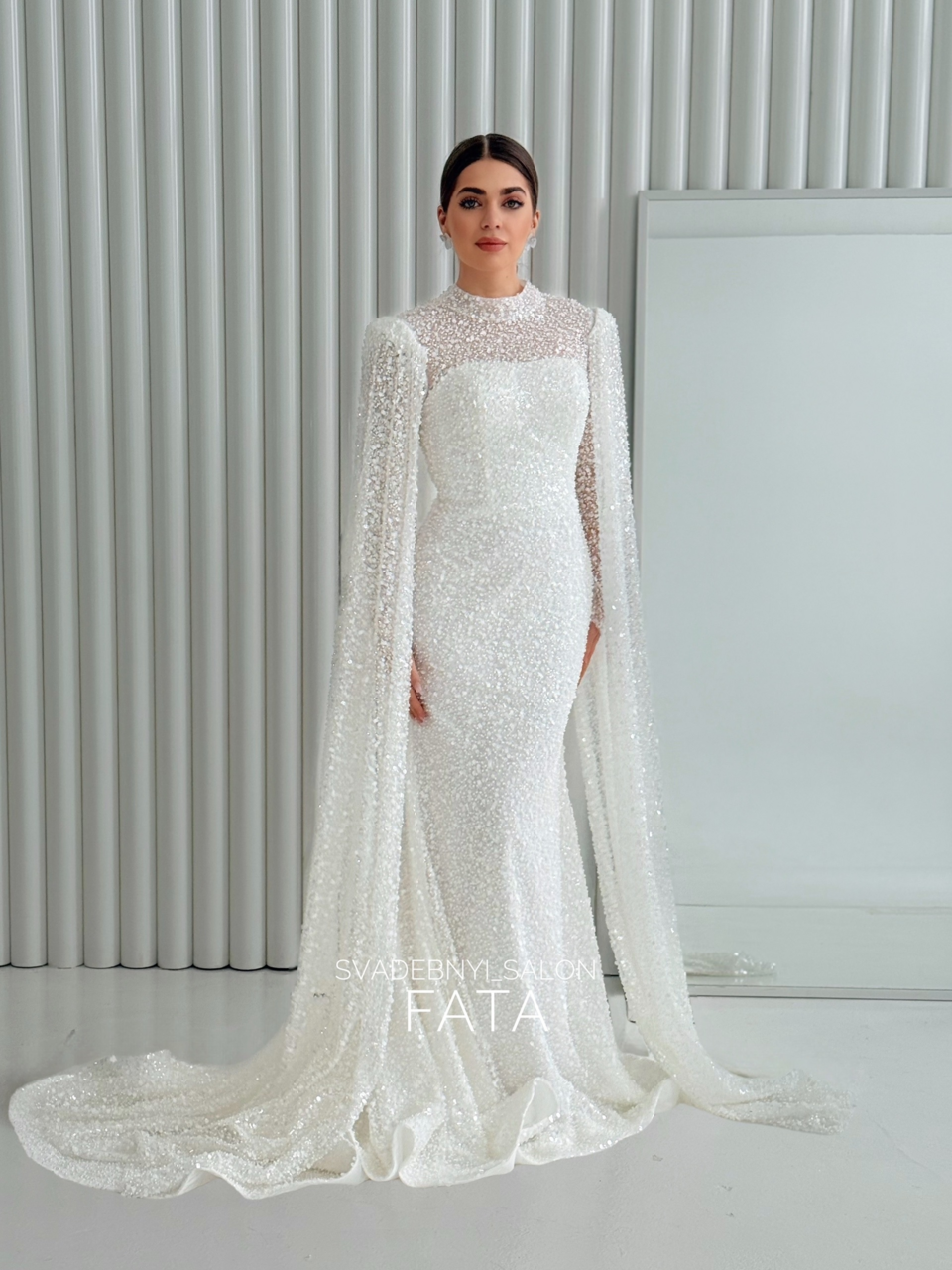 Паетки и кейпы