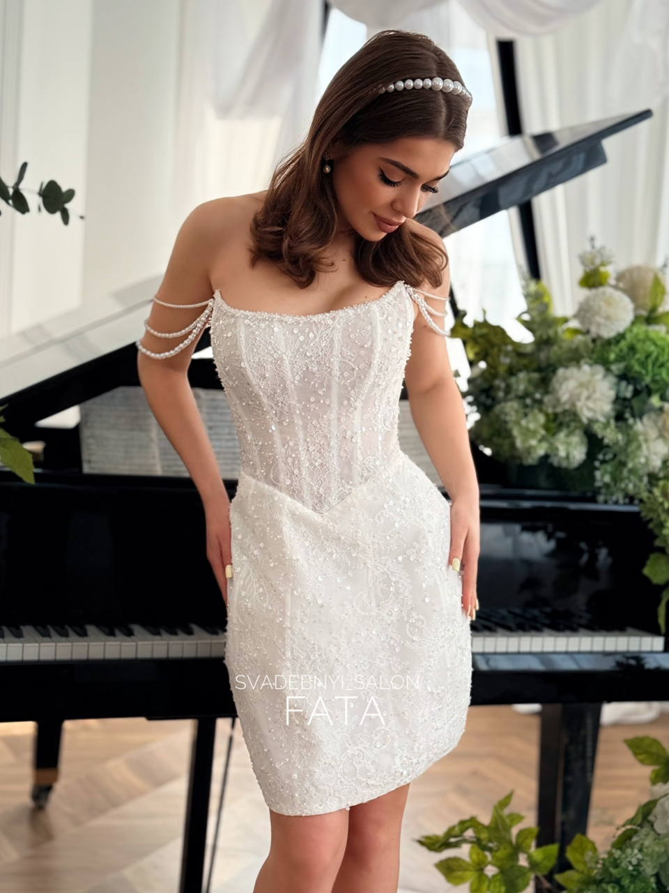 Кружевное мини